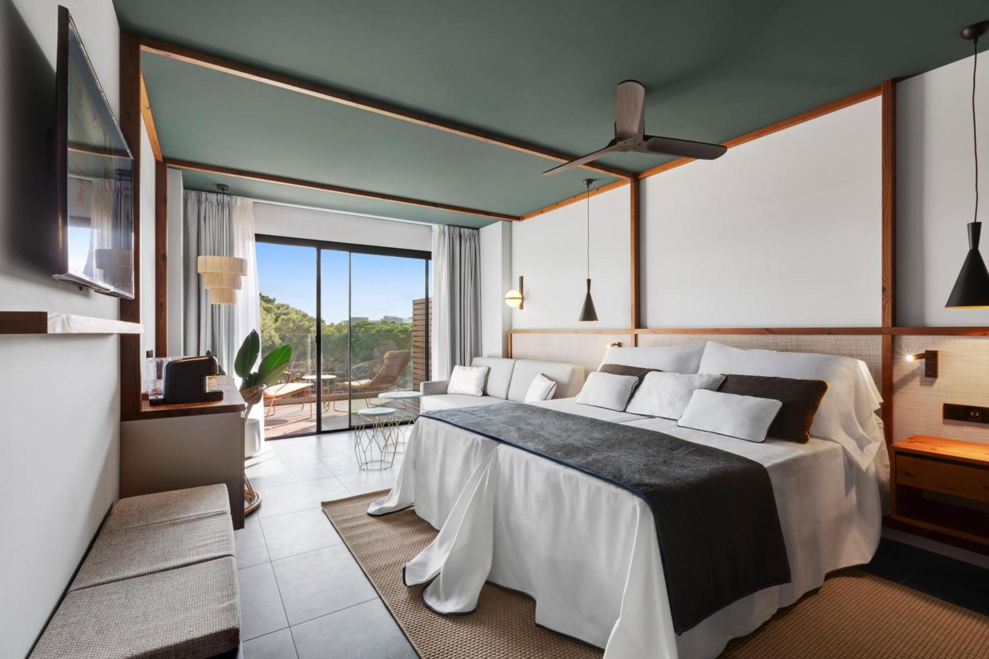 Hotel Aubamar & 5*